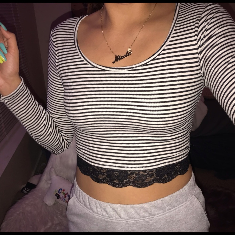Long sleeve Crop top (small)